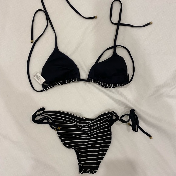 Vitamin A Bikini - Picture 2 of 5